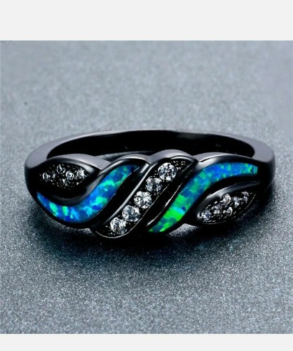 Gorgeous Patterned Simulated Opal Size 6 Ring - Picture 2 of 3