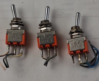 Lot of 3 Ratheon RTI-I Toggle Switches
