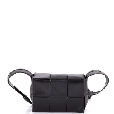Bottega Veneta Cassette Crossbody Bag Maxi Intrecciato Leather