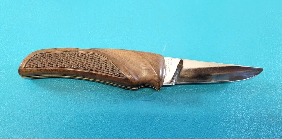 精美复古格柏折叠猎人刀 1968 - 1974 方格核桃 TR499 — 第 3/4 张图片