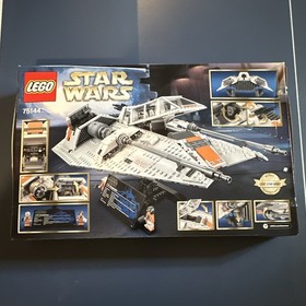 LEGO Star Wars UCS Snowspeeder 75144 Complete 1703 pcs Stand w/ Box NIB