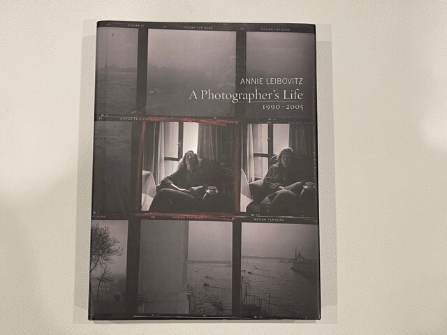 Annie Liebovitz A Photographer's Life - Signed Copy | eBay