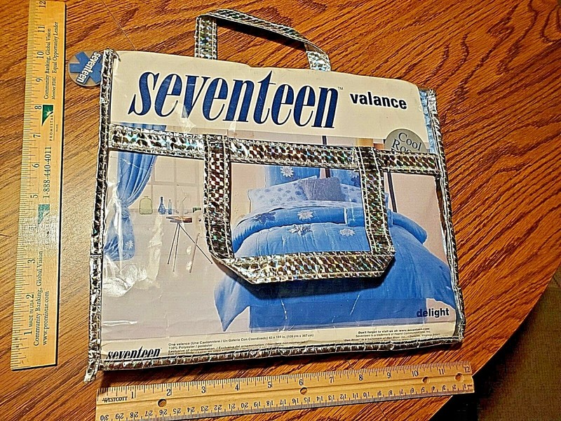 BRAND NEW Seventeen magazine Delight Valance 43x144 Blue Flowers SEE PICS! L@@K