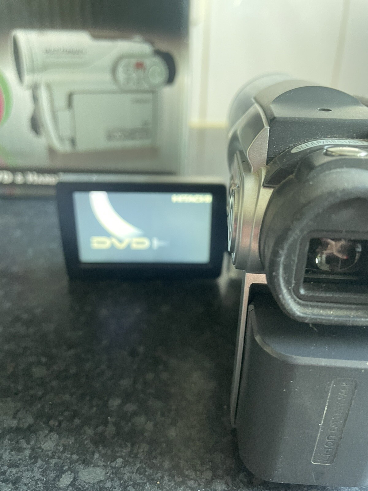 HITACHI dvd camcorder Dzhs300e/with Original Box, Manual And Chargers