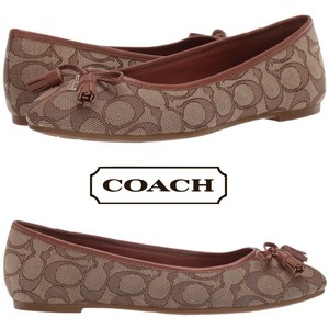 womens coach flats