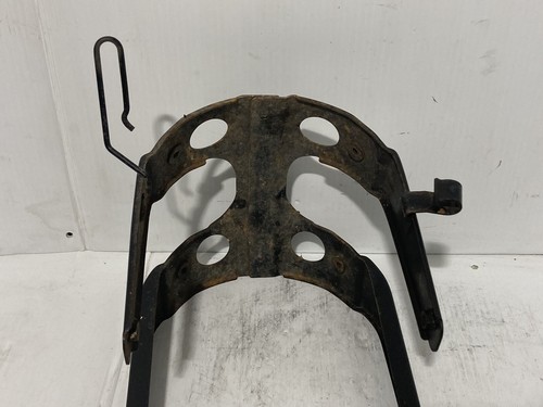 1997 Suzuki Marauder 800 Front Fender Mount Bracket (OEM) - 第 6/7 張圖片