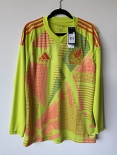 Adidas Seleccion Mexicana Men  s MEDIUM Goalkeeper Jersey