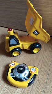 giocattoli cat radiocomandati