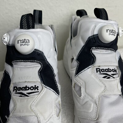 Reebok Instapump Fury Tech AR1413 Size 8 Black And White Mens FREE