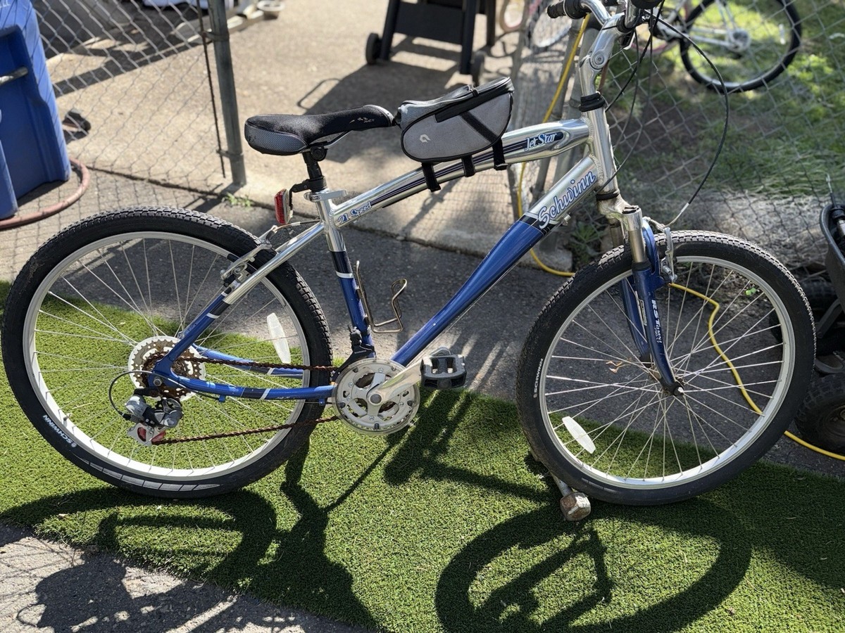 18 Speed Schwinn Pathway Tire Size Route Men's Hybrid Bike (700C