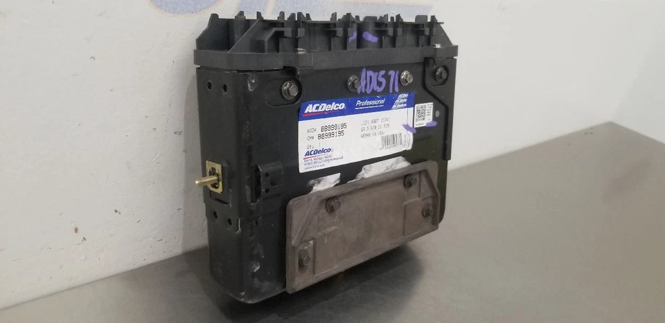 Chevrolet Corvette C4 1990 módulo de control del motor ecm 88999195 Foto 4 de 4