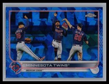 2022 Topps Chrome Sapphire Edition #435 Minnesota Twins Team Card Refractor