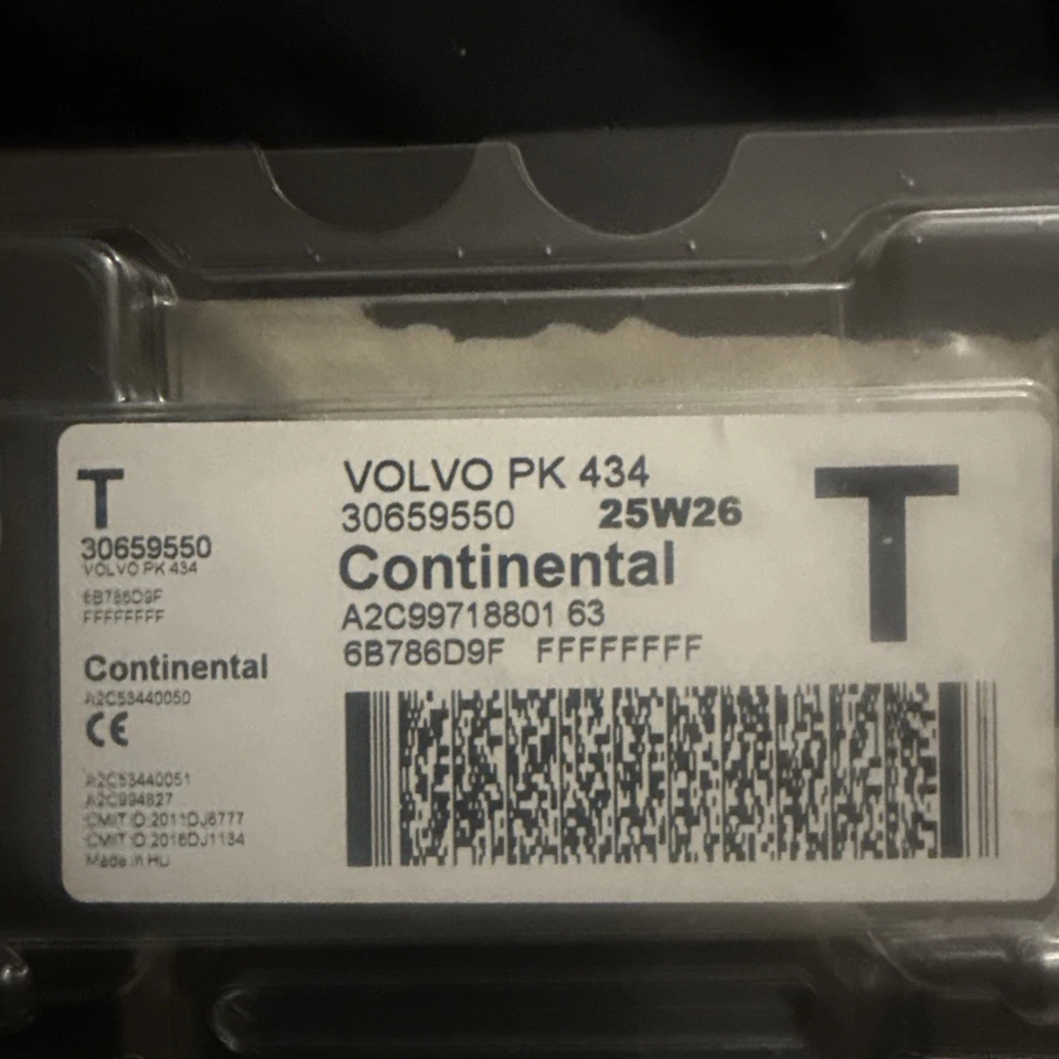 Genuine Volvo Keyless Entry Transmitter Remote Smart Key Fob 30659550 OEM - Image 4 of 4