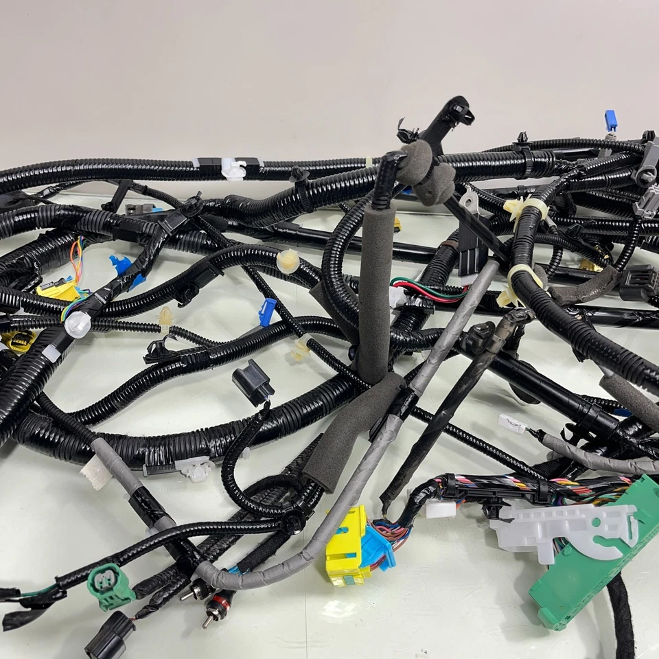 Жгут проводов для пола салона кузова Acura ILX 2019-2022 годов выпуска от оригинального производителя 32107-TX6-A121 - Изображение 4 из 4