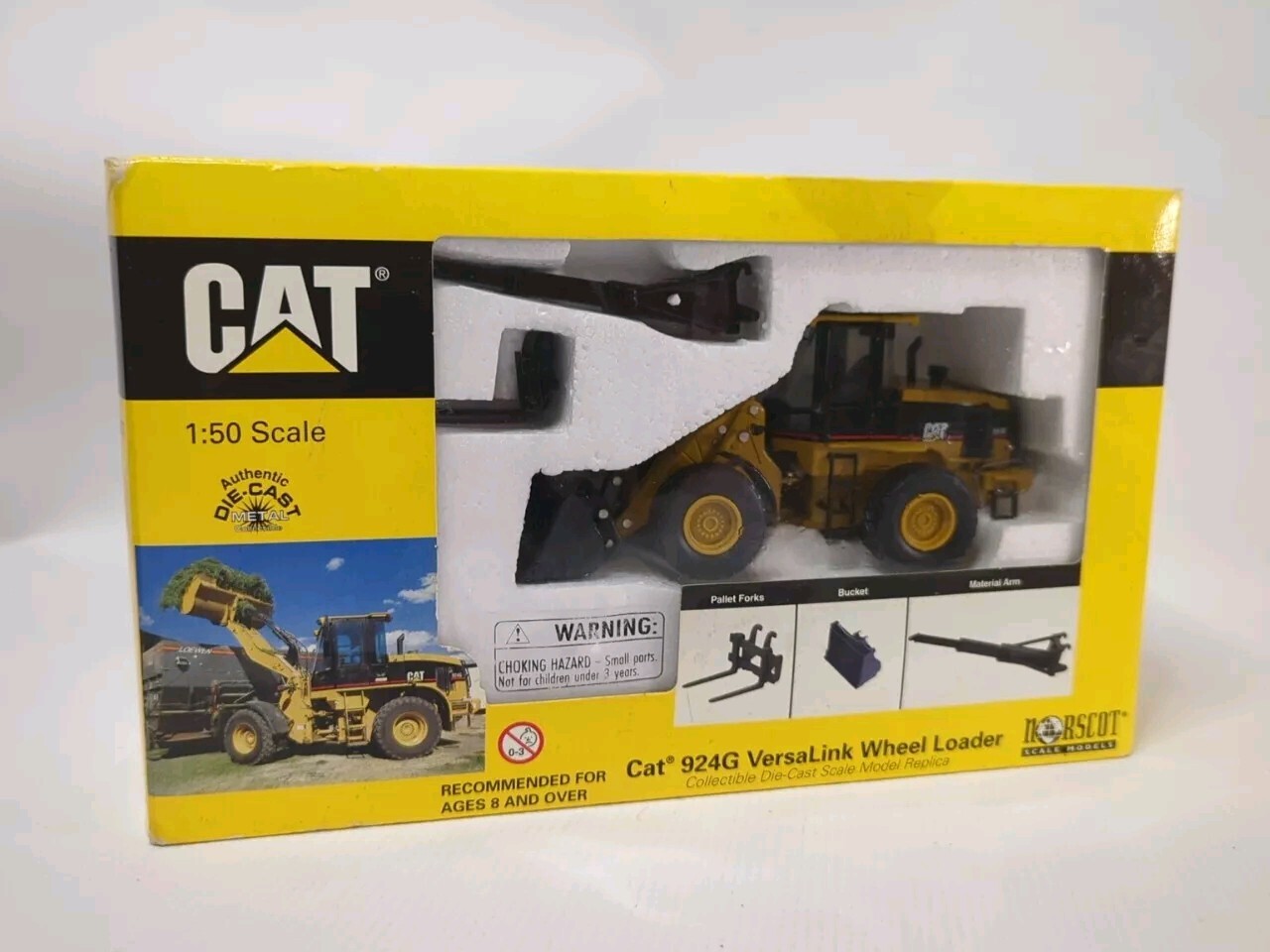 ミニカー 1/50 DM CAT D5K2 LGP ブルドーザー Diecast Masters 85953 CAT Caterpillar D5 LGP Dozer With VPAT