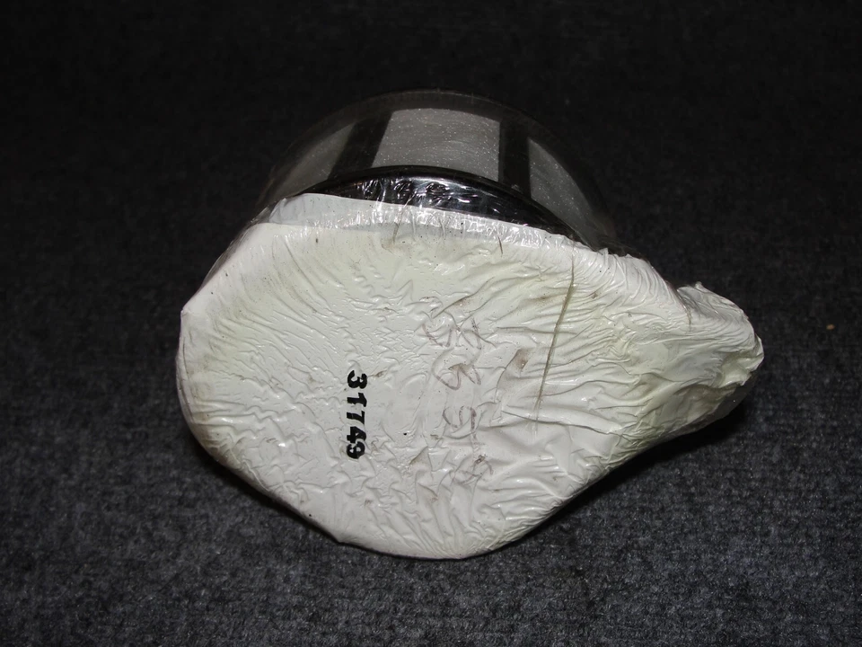 Ford 1999-2003 E250,E350,E450,E550 Super Duty &.3L V8 Engine 31749 Fuel Filter - Image 2 of 2