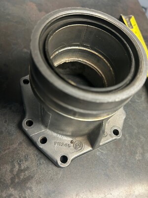 US11 Evinrude Johnson 982439 OMC OBSOLETE Swivel Bearing Retainer USED
