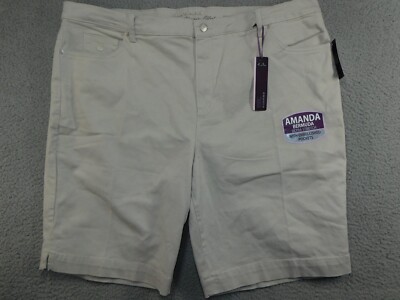 NWT Gloria Vanderbilt Amanda Bermuda Shorts Womens Size 24W Enbellished Pockets