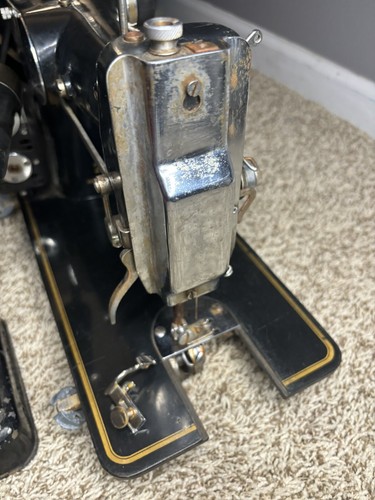 MINERVA 232 VINTAGE SEWING MACHINE TABLE W/FOOT PEDAL - Picture 7 of 16