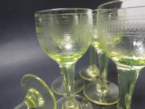 Art Deco Vaseline Shot Glasses Val St Lambert Etched Yellow Green-6pcs. - Picture 3 of 12