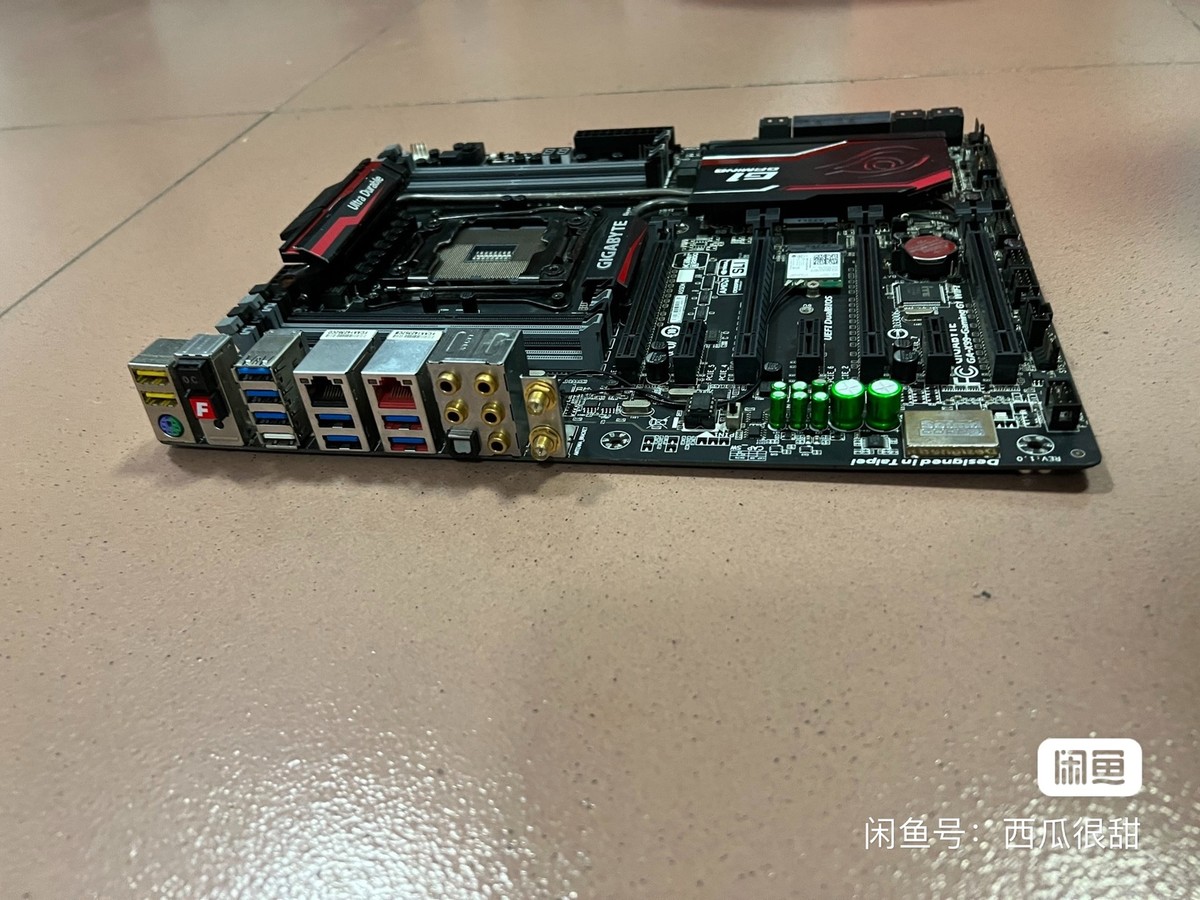 GIGABYTE GA-X99-GAMING G1 Xeon E5-2690付き Gigabyte
