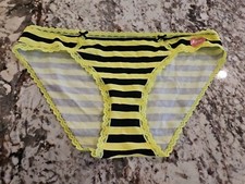 True Vintage Victoria s Secret PINK Lace Edged Bikini Panty Medium