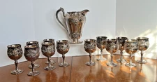 VINTAGE REED & BARTON RENAISSANCE PITCHER and 12 GOBLETS SILVERPLATE EXCELLENT