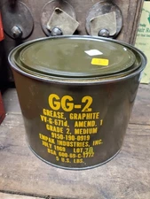 VINTAGE July 1969 MILITARY GG2 VV-G-671d Graphite Grease 5lb. - Unopened Tin Can