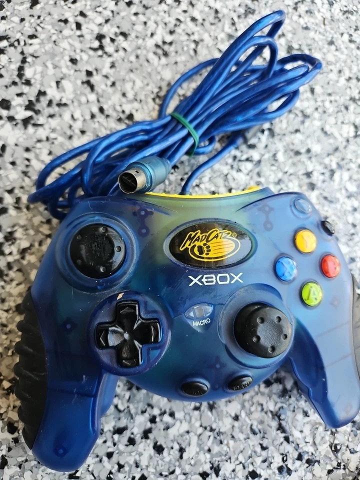 Controlador Mad Catz Xbox negro con cable artículo #4526 panel de control Foto 4 de 4