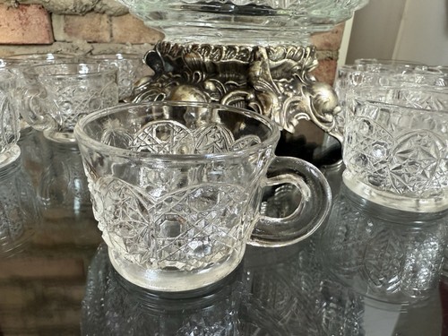 Vintage L E Smith Gänseblümchen & Knopf 18 passende Glasbecher für Bowle Schüssel neuwertig