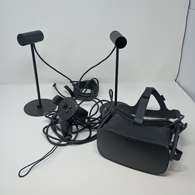 Untested / Parts Oculus Quest 1 Head-Set / Controller / Sensors