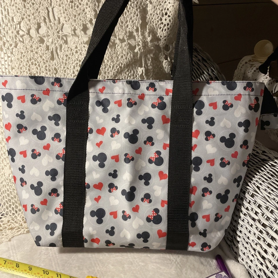 Bolsa/bolsa grande/saco de fraldas Disney Minnie Mouse ~corações de bolinhas vermelhas - Imagem 3 de 4
