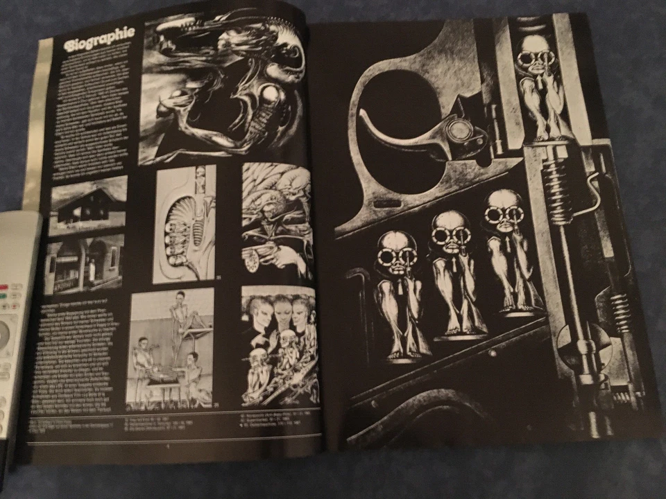 Kunstbildband Necronomicon von H-R- Giger's-neuwertig - Bild 4 von 4