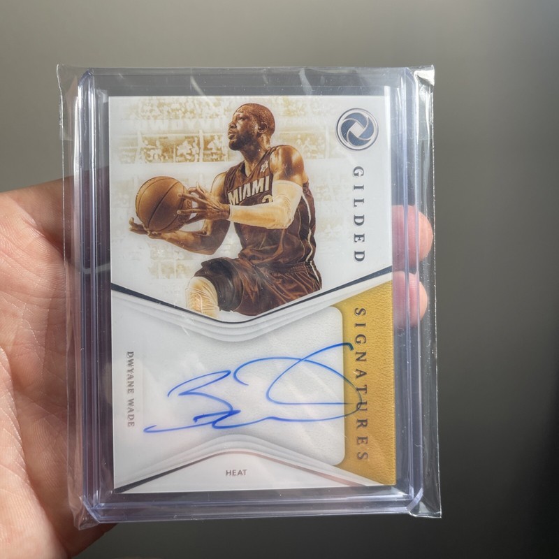 2019 Panini Opulence Gilded Signatures Dwyane Wade Auto /49