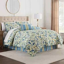 WAVERLY Imperial Dress PORCELAIN  Jacobean Floral  Reversible King 4pc Quilt SET