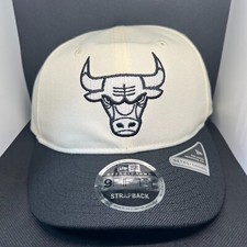 New Era Chicago Bulls NBA 9FIFTY White/Black Strapback Adjustable Fit Hat New