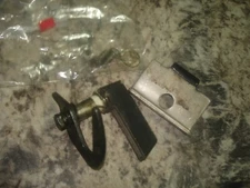 Mercury force 35hp 1991 357 e91b cowl latches   boat motor part  Bin 4001  