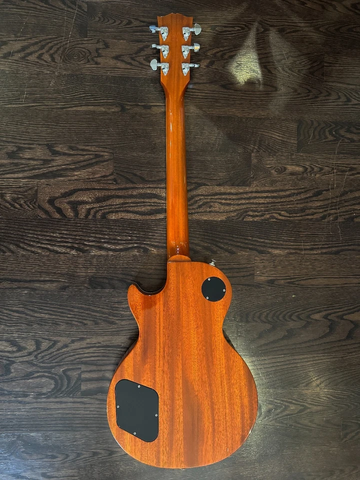 2012 Les Paul Standard with Flame Maple Top, Barely Played, Electric Guitar — 第 3/4 张图片