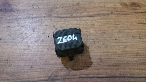 Volkswagen Passat 1994 Power window control (Window Regulator-Wind #138029-21