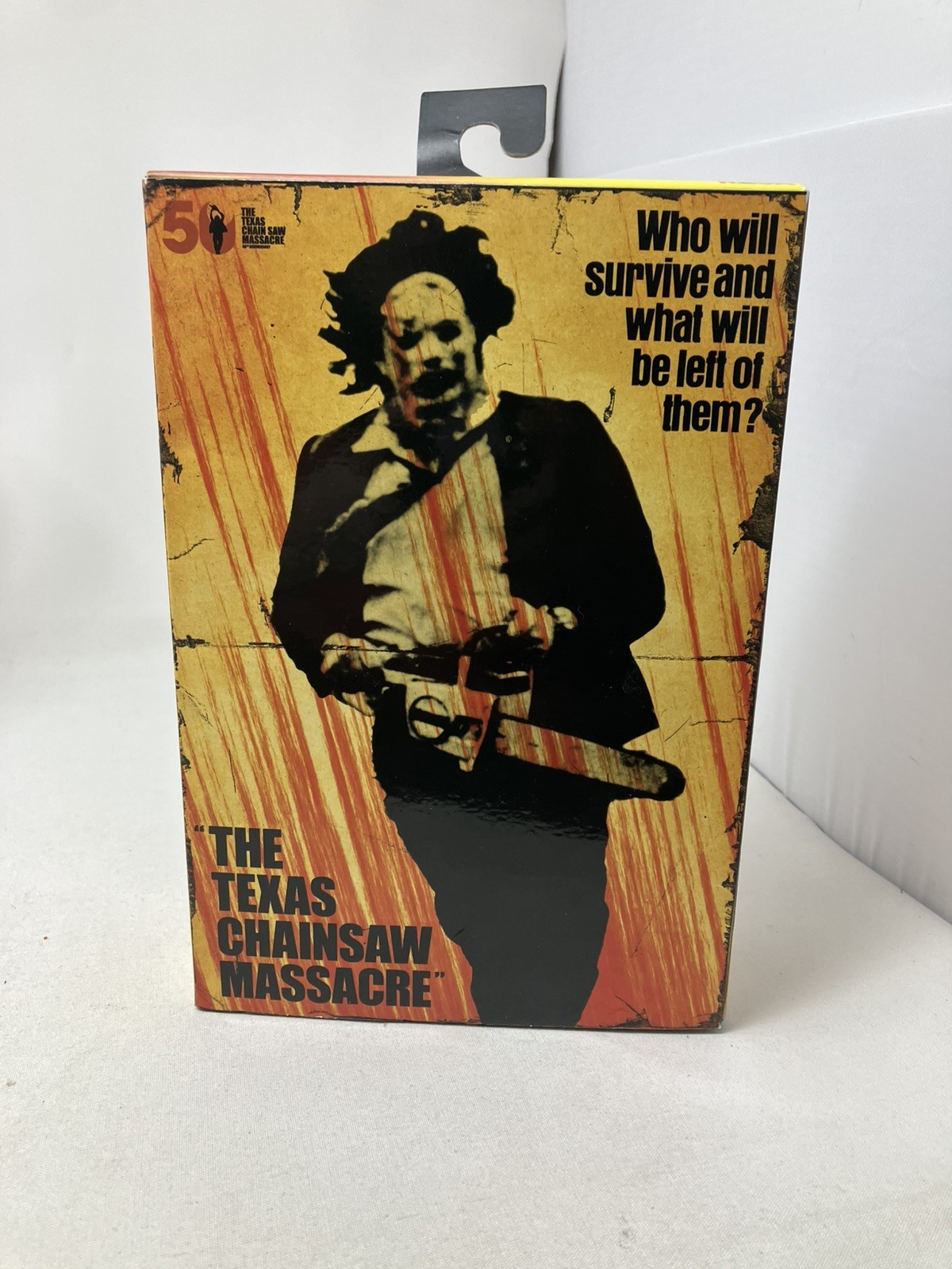 New NECA Texas Chainsaw Massacre 50th Ultimate Pretty Woman Leatherface Figure