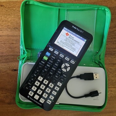 Original Texas Instruments TI-84 Plus CE-T Grafikrechner mit aktueller Software
