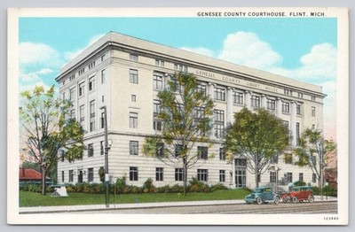 Postcard Michigan Flint Genesee County Courthouse Exterior View 73W     