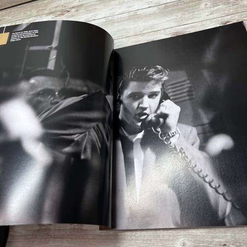 Elvis Official Collector's Magazine - On the Road - August 2015 Rock n' Roll - Picture 8 of 11