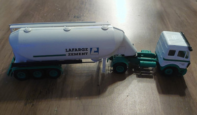 LKW Conrad, LAFARGE ZEMENT