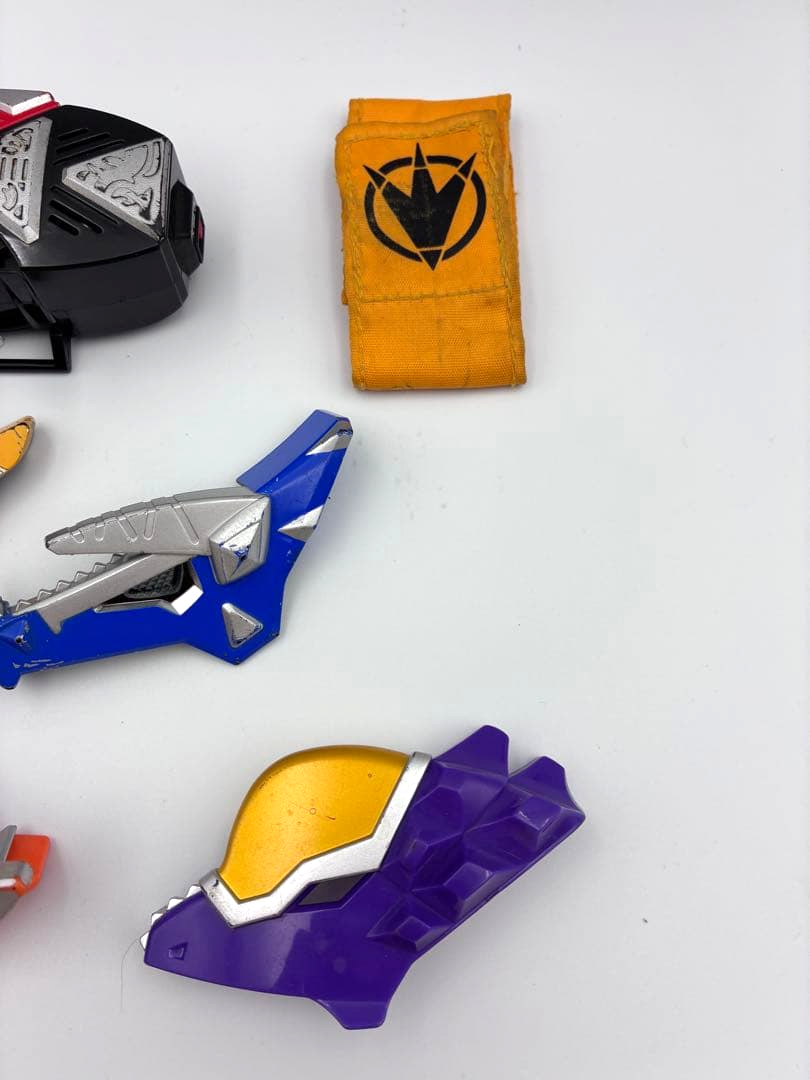 Power Rangers Dino Thunder Abaranger DX Dino Brace Morpher Plate