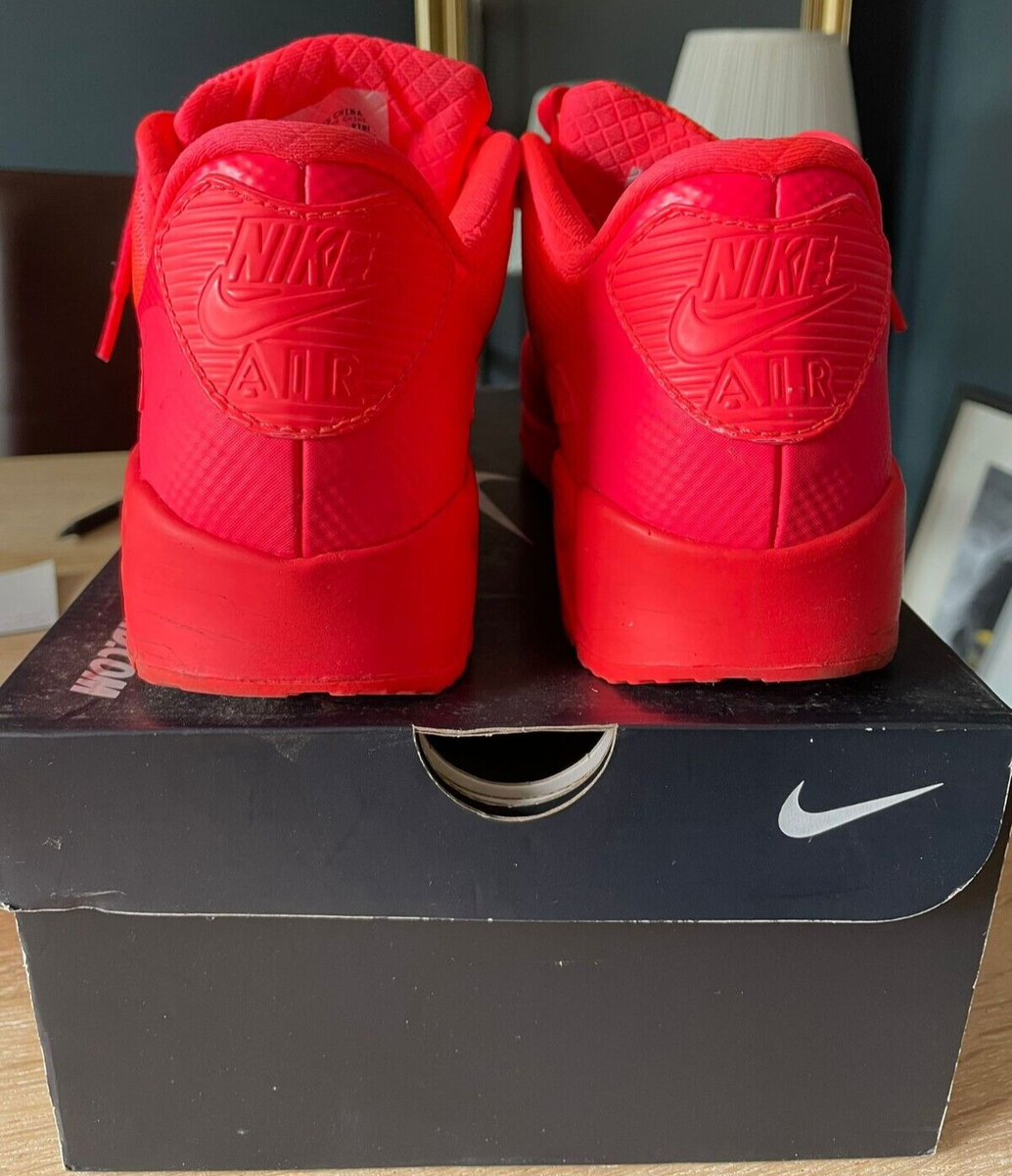 red nike air max 90 hyperfuse