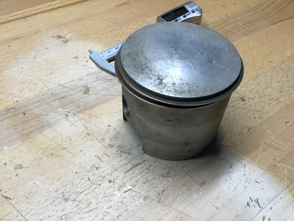 Ossa Super Pioneer Mar 350 1976 pistón Tarabusi nuevo alpinista bonito con anillos. Foto 3 de 4