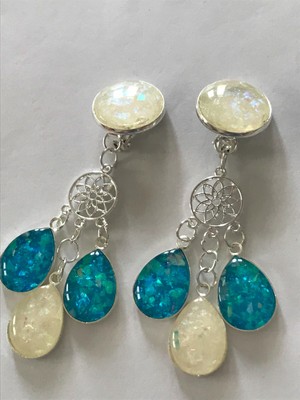 Ohrclips/Cabochon 20mm+3x18x13mm/Sommerfarben weiß und blau/versilbertes Mandala