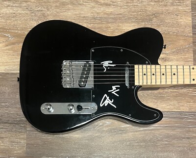 * CIGARETTES AFTER SEX * signed electric guitar * GREG GONZALEZ, JACOB &  RANDY *