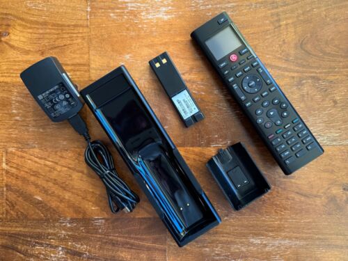 Control4 C4-SR260 Remote Control with C4-SRRS Remote Recharging Station